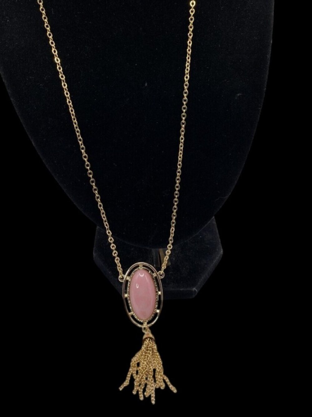 Sarah Coventry 1974 Necklace Pink Lady Stone Gold Tone Chain And Tassel 27”